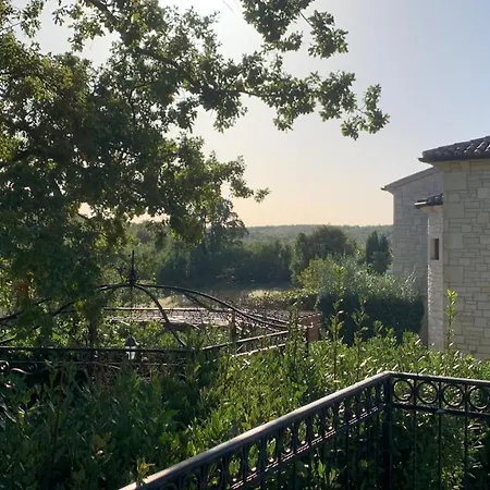 Villa Vila Romana *